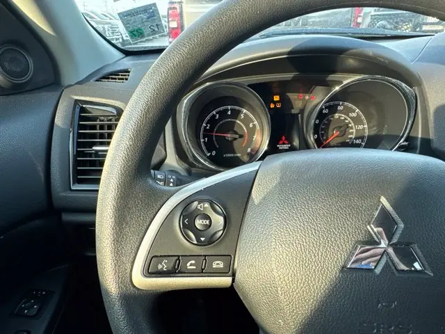2026 Mitsubishi Outlander - $20,400