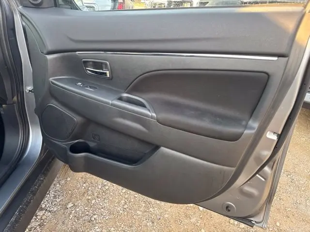 2026 Mitsubishi Outlander - $20,400