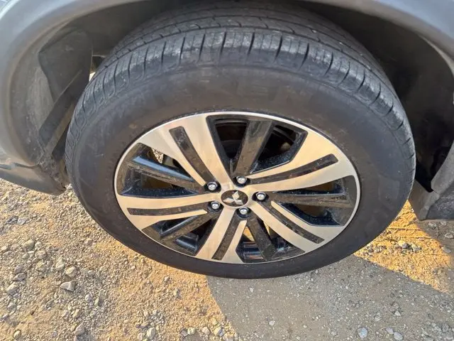 2026 Mitsubishi Outlander - $20,400
