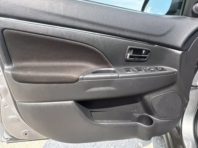 2026 Mitsubishi Outlander - $20,400