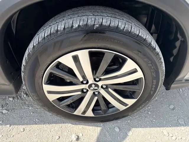 2026 Mitsubishi Outlander - $20,400