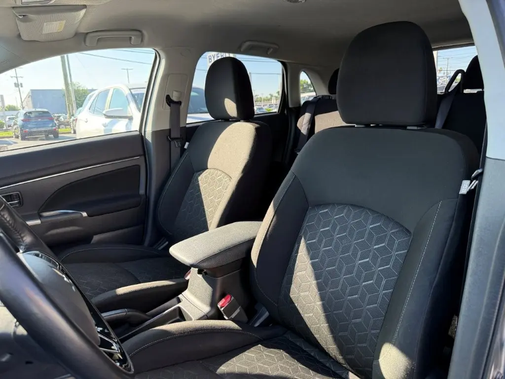 2021 Mitsubishi Outlander - $15,000
