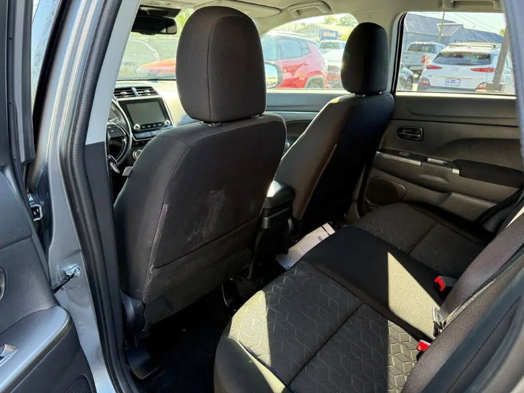 2021 Mitsubishi Outlander - $15,000