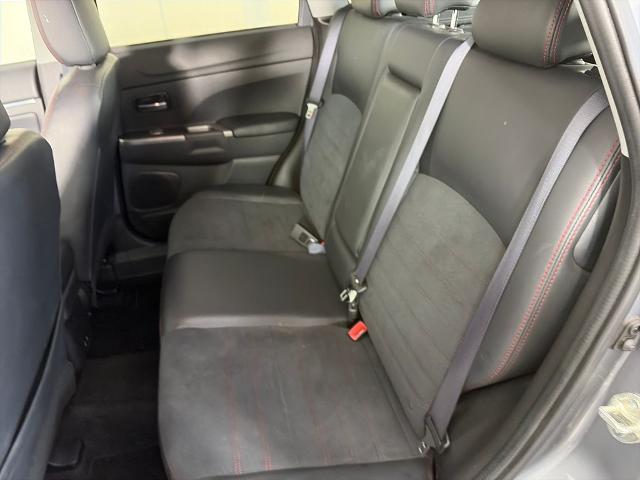 2024 Mitsubishi Outlander - $17,398