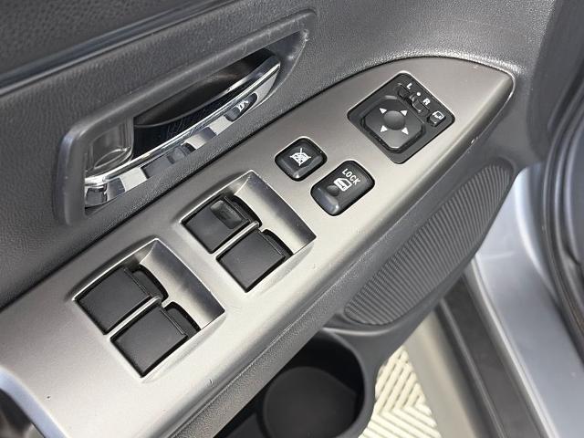 2024 Mitsubishi Outlander - $17,398