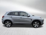 2024 Outlander Sport Thumbnail 8