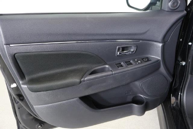 2025 Mitsubishi Outlander - $18,400