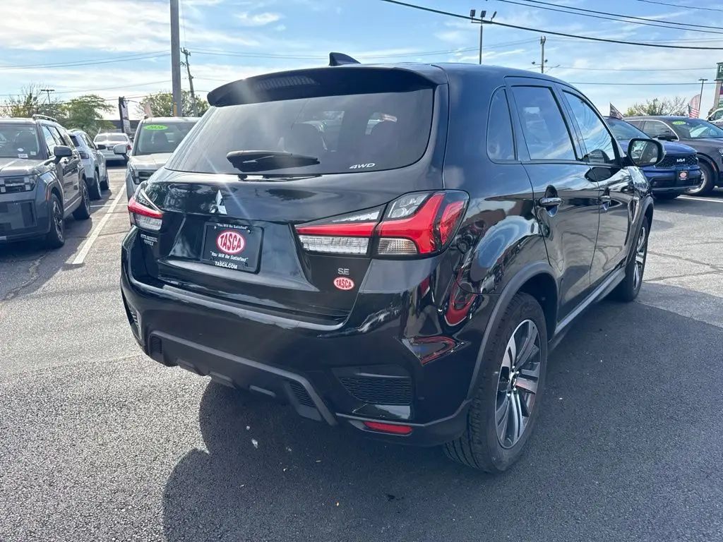 2024 Mitsubishi Outlander - $18,900