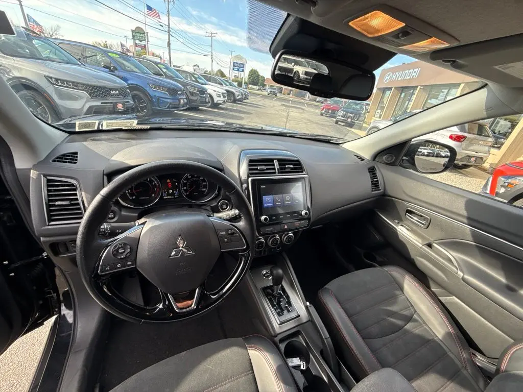 2024 Mitsubishi Outlander - $18,900