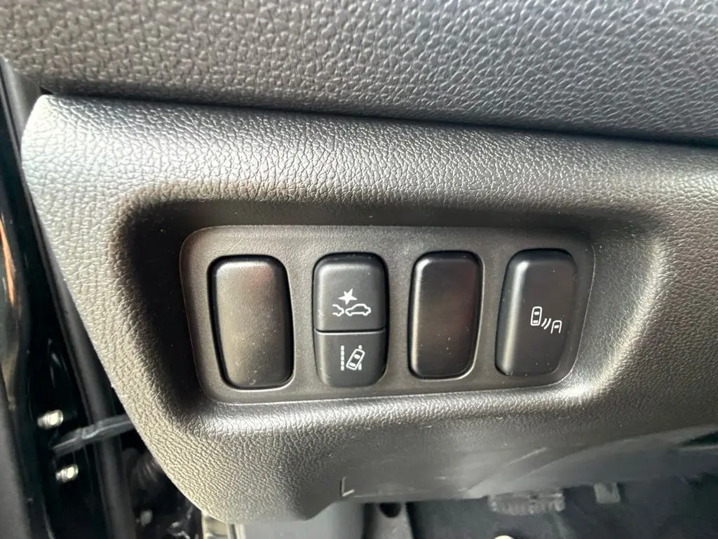 2024 Mitsubishi Outlander - $18,900