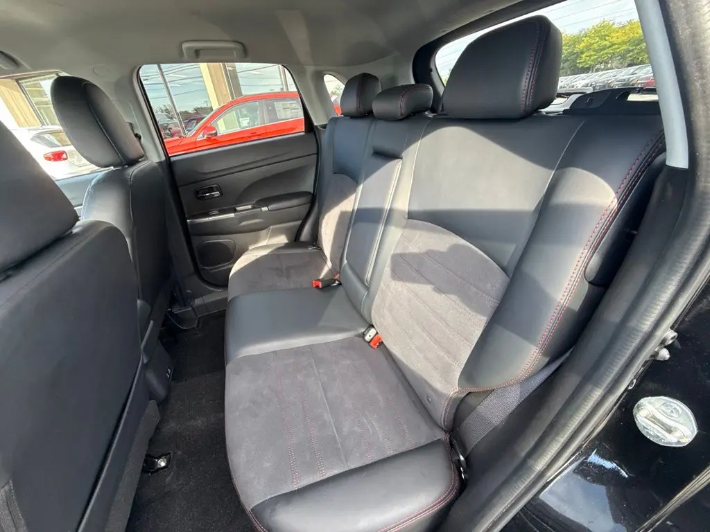 2024 Mitsubishi Outlander - $18,900