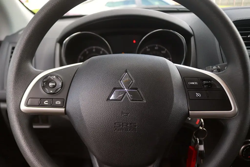 2025 Mitsubishi Outlander - $21,487