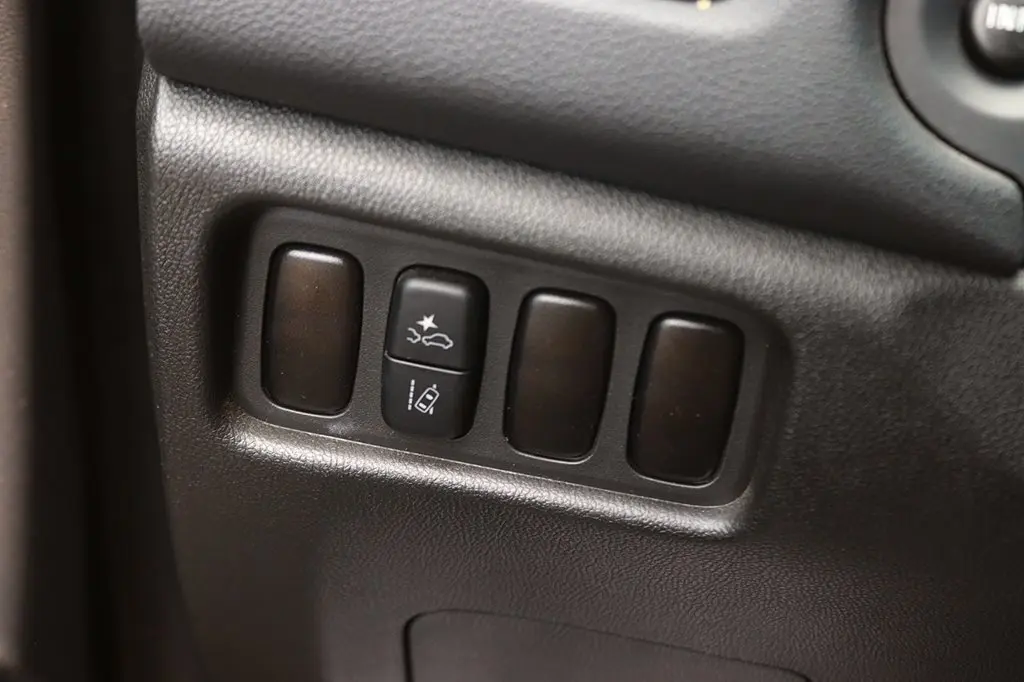 2025 Mitsubishi Outlander - $21,487