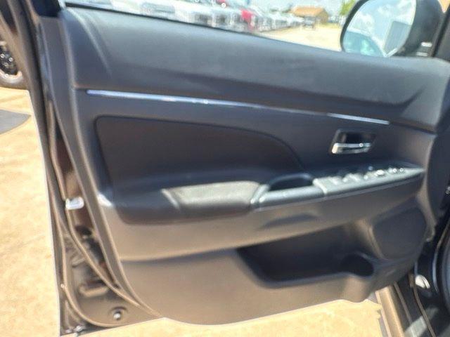 2026 Mitsubishi Outlander - $24,200