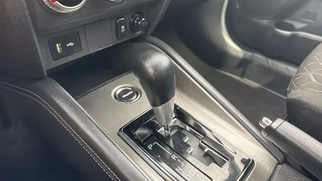 2024 Mitsubishi Outlander Sport S