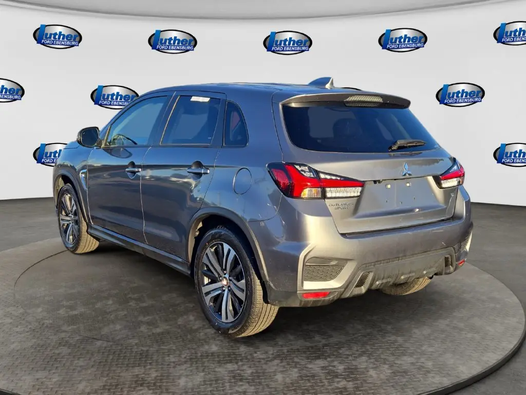 2025 Mitsubishi Outlander