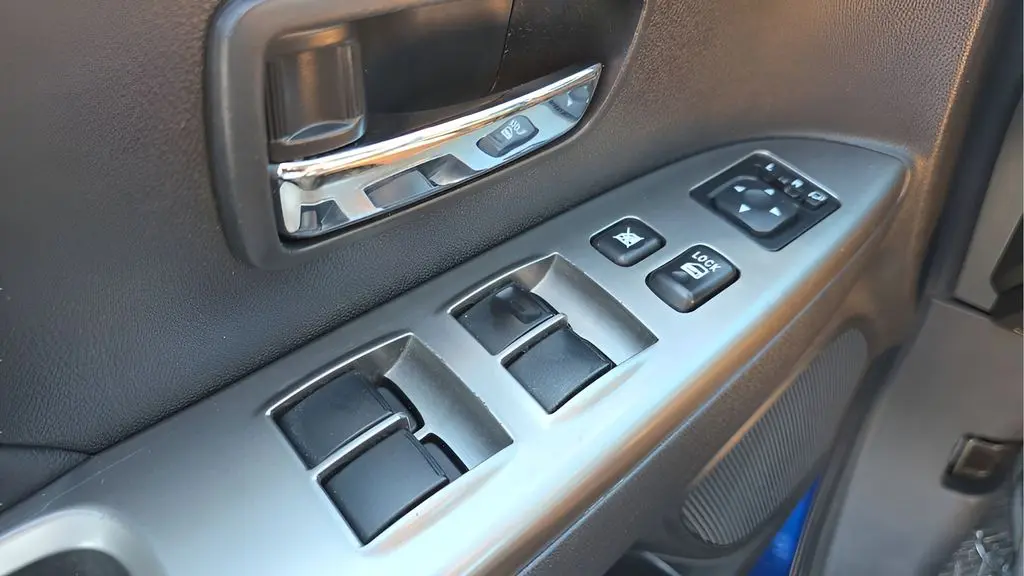 2024 Mitsubishi Outlander Sport S
