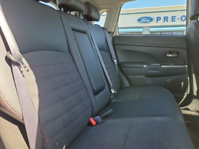 2024 Mitsubishi Outlander - $16,592