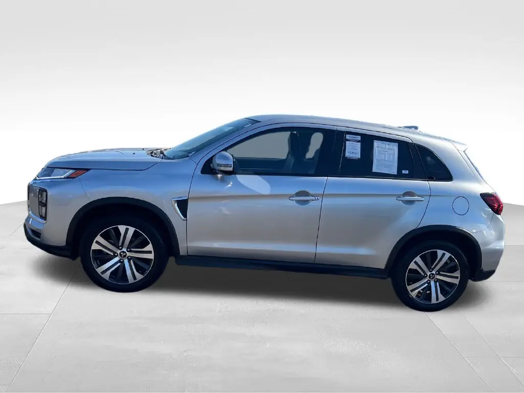 2025 Mitsubishi Outlander - $20,975