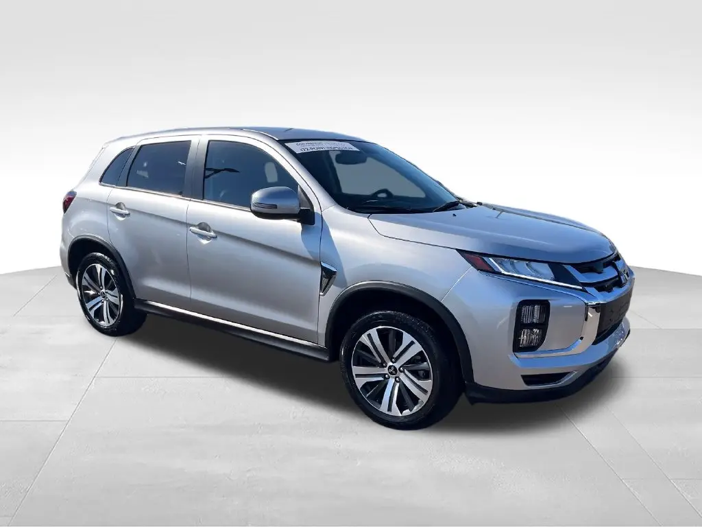 2025 Mitsubishi Outlander - $20,975