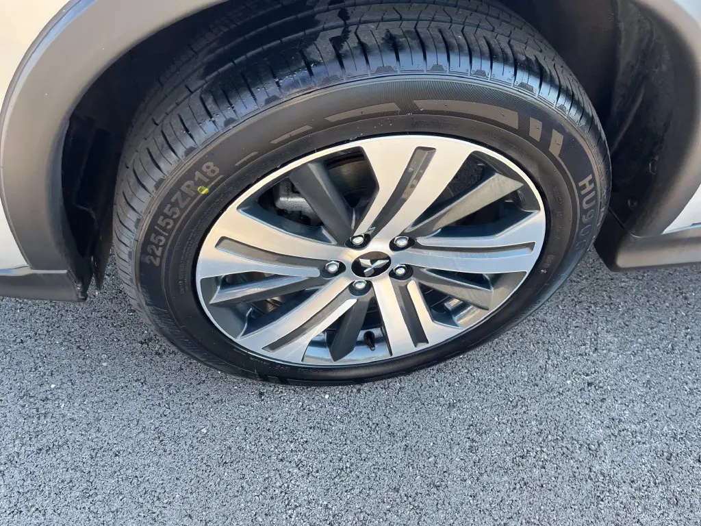 2025 Mitsubishi Outlander - $20,975