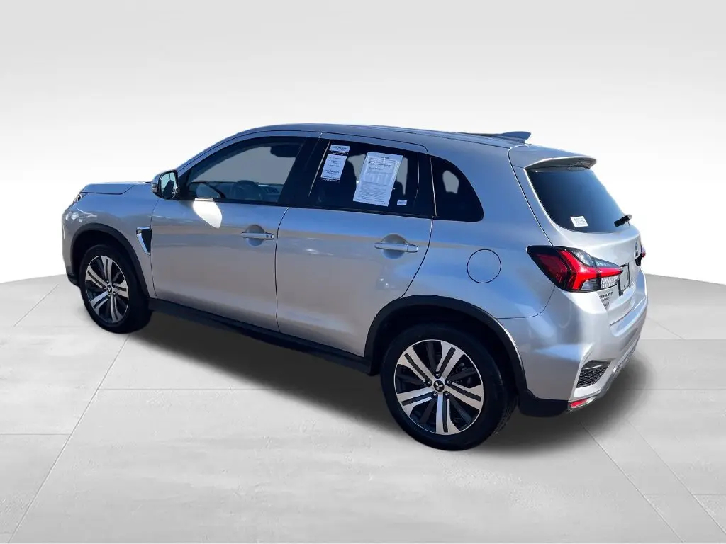 2025 Mitsubishi Outlander - $20,975