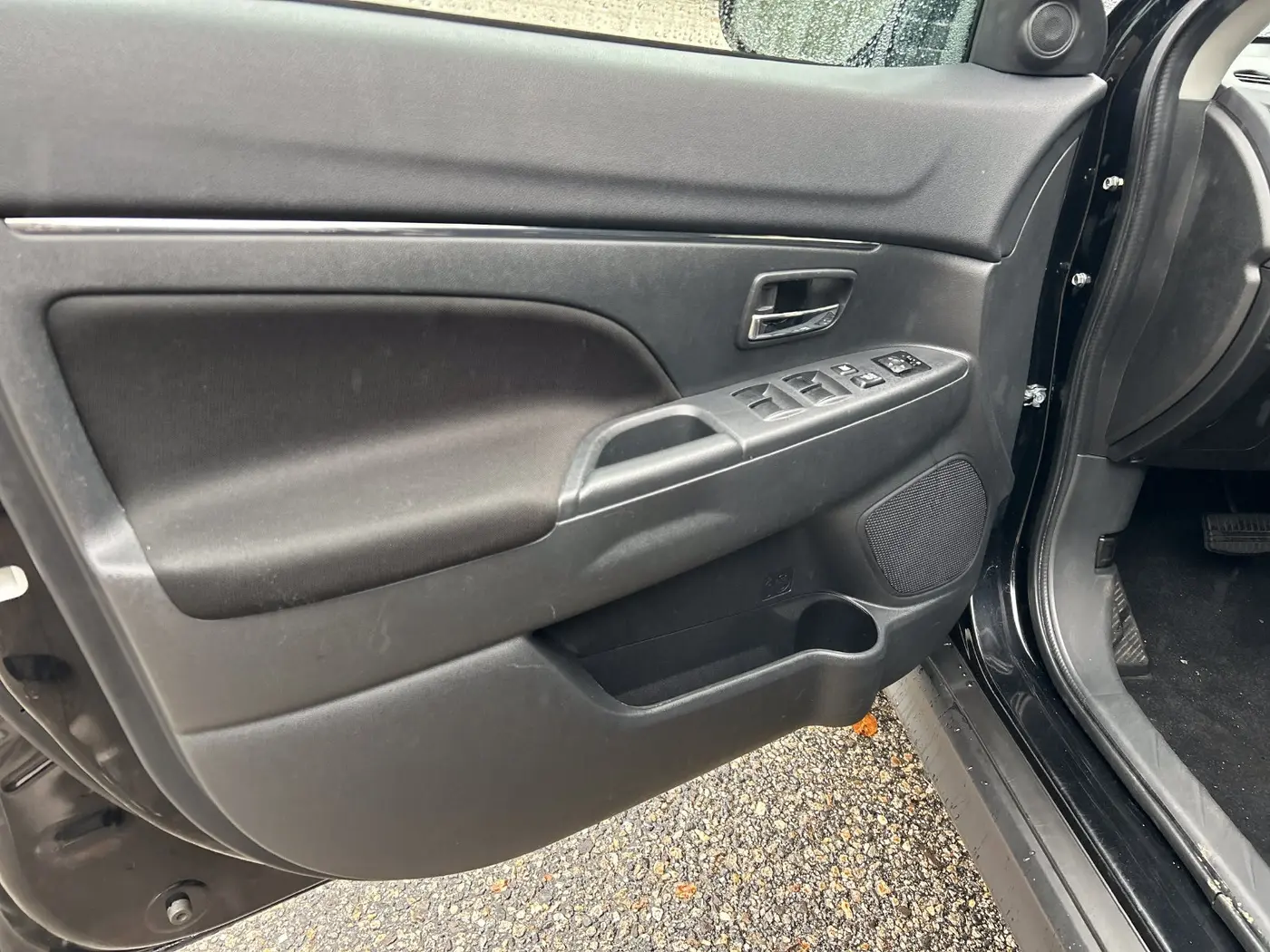 2026 Mitsubishi Outlander - $22,990