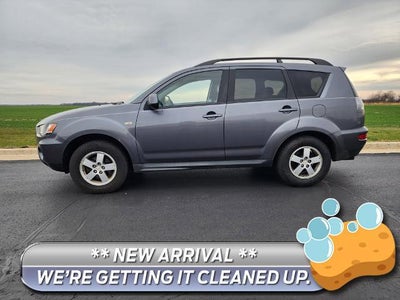 Photo of a 2010 Mitsubishi Outlander ES 4DR SUV for sale