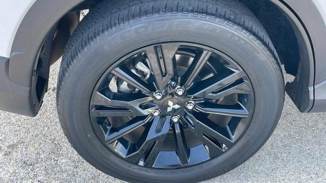 2024 Mitsubishi Eclipse Cross LE