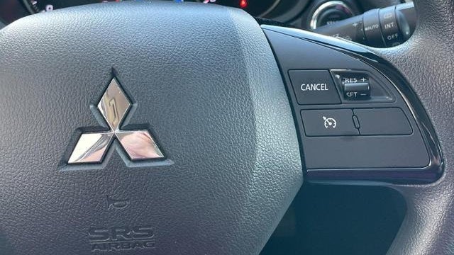 2024 Mitsubishi Eclipse Cross LE