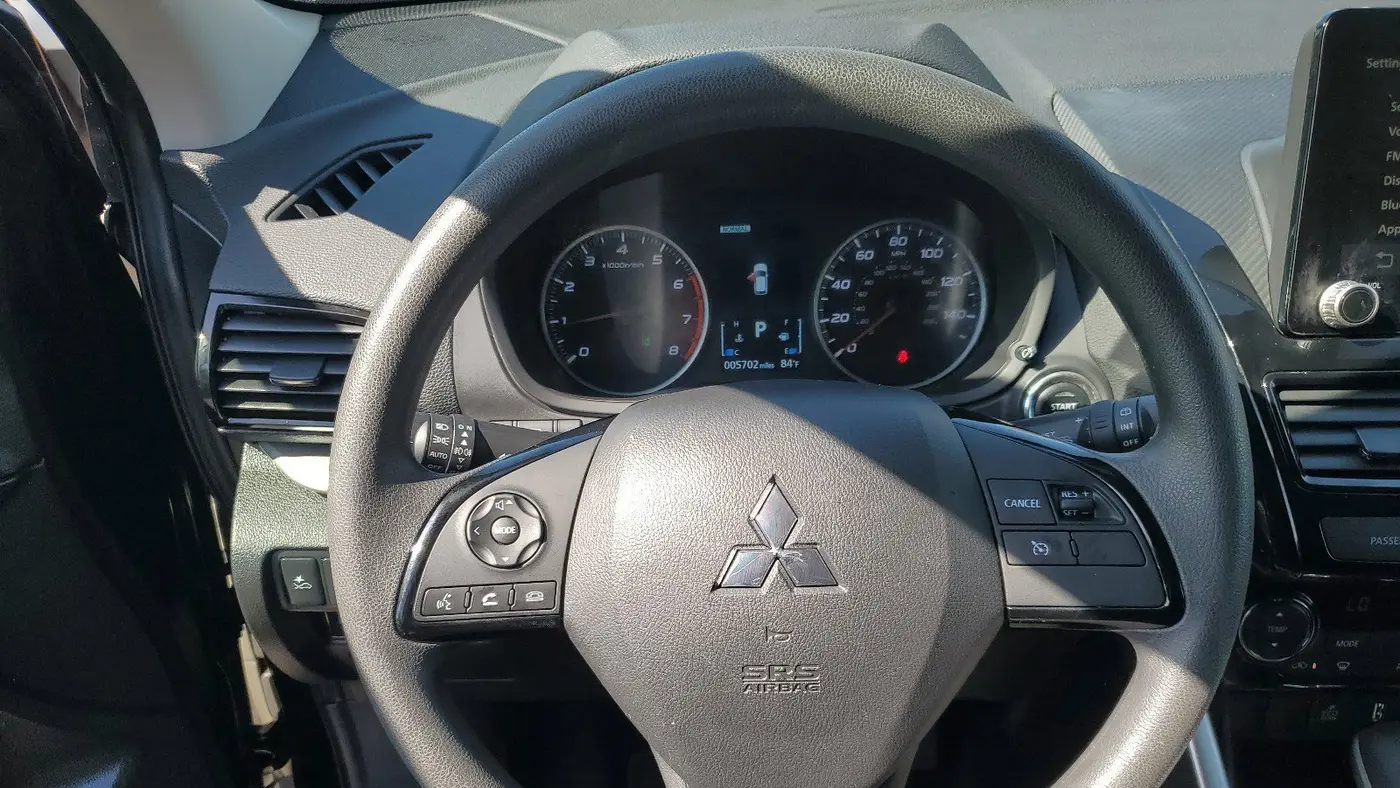 2024 Mitsubishi Eclipse Cross LE