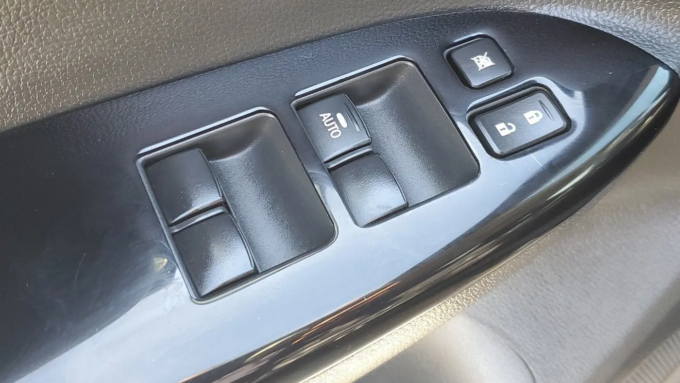 2024 Mitsubishi Eclipse Cross LE
