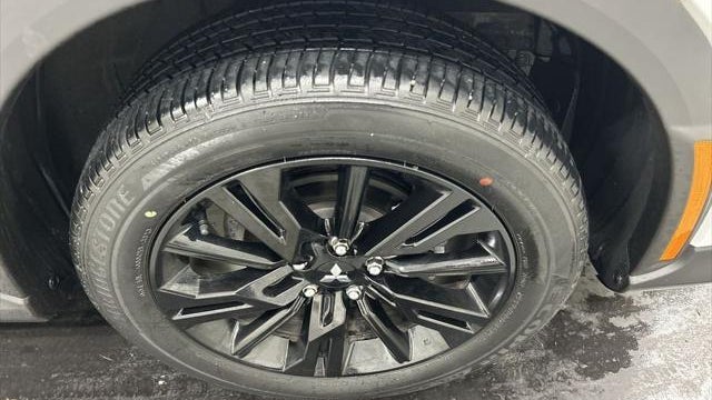 2024 Mitsubishi Eclipse Cross LE