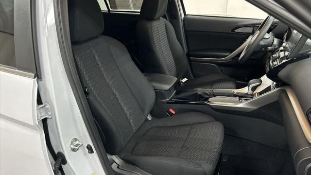 2024 Mitsubishi Eclipse Cross LE