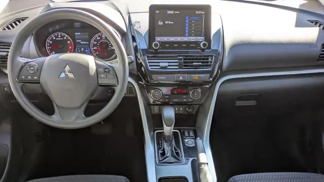 2024 Mitsubishi Eclipse Cross LE
