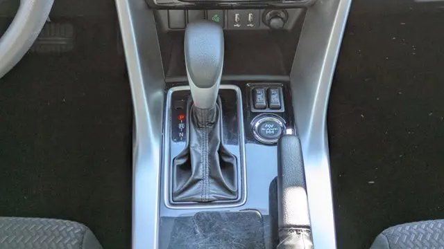 2024 Mitsubishi Eclipse Cross LE