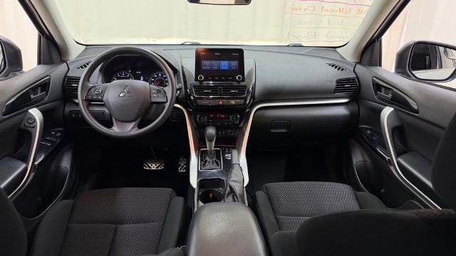 2024 Mitsubishi Eclipse Cross LE