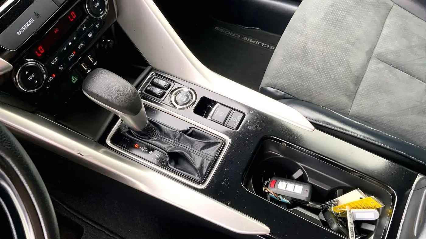 2024 Mitsubishi Eclipse Cross SE