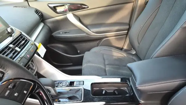 2026 Mitsubishi Eclipse Cross SE