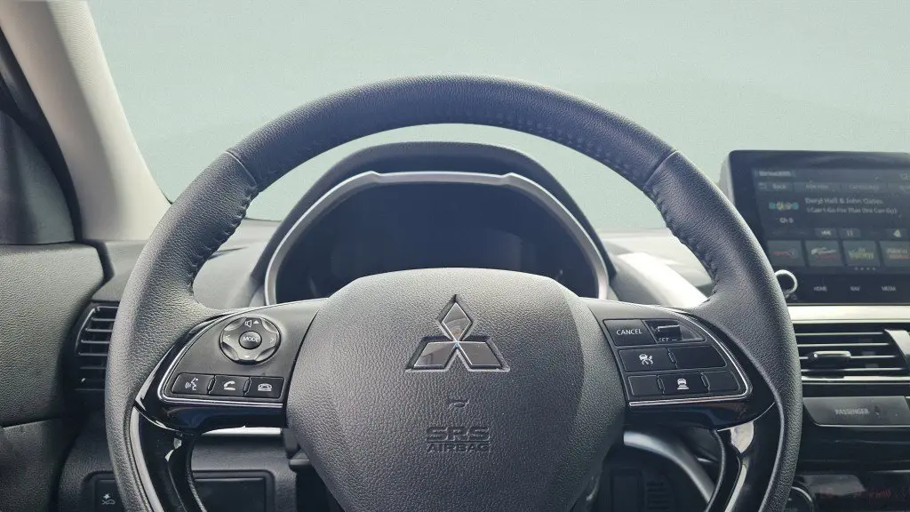 2025 Mitsubishi Eclipse Cross SE