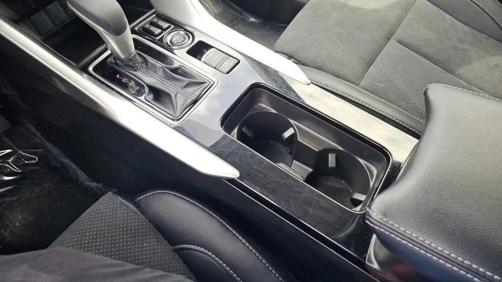 2025 Mitsubishi Eclipse Cross SE