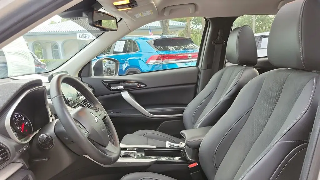 2023 Mitsubishi Eclipse Cross SE