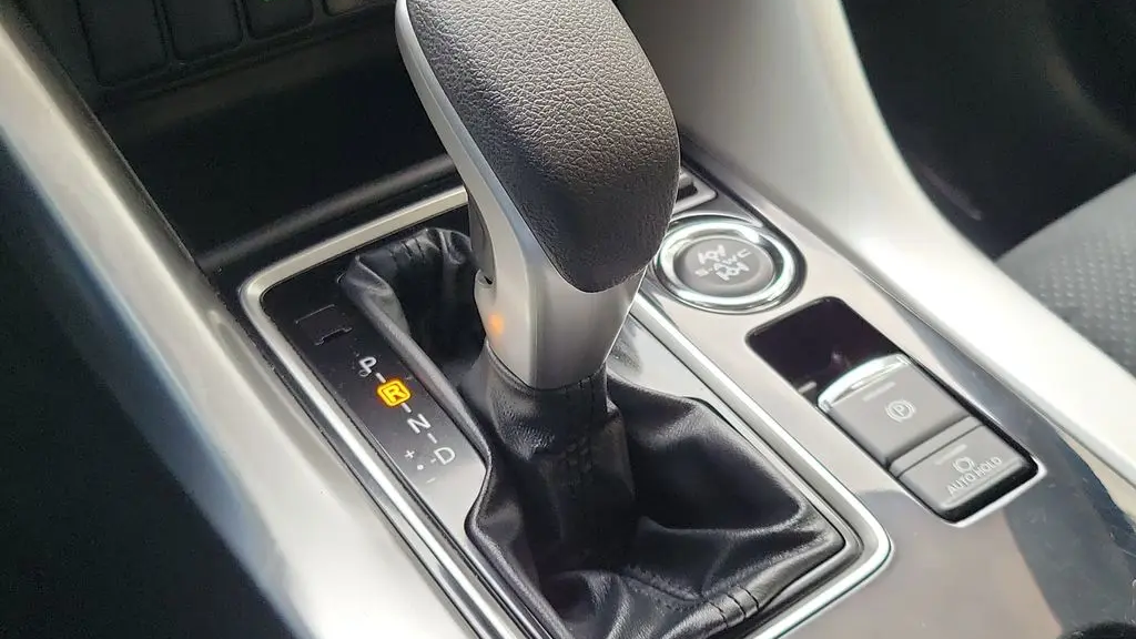 2023 Mitsubishi Eclipse Cross SE