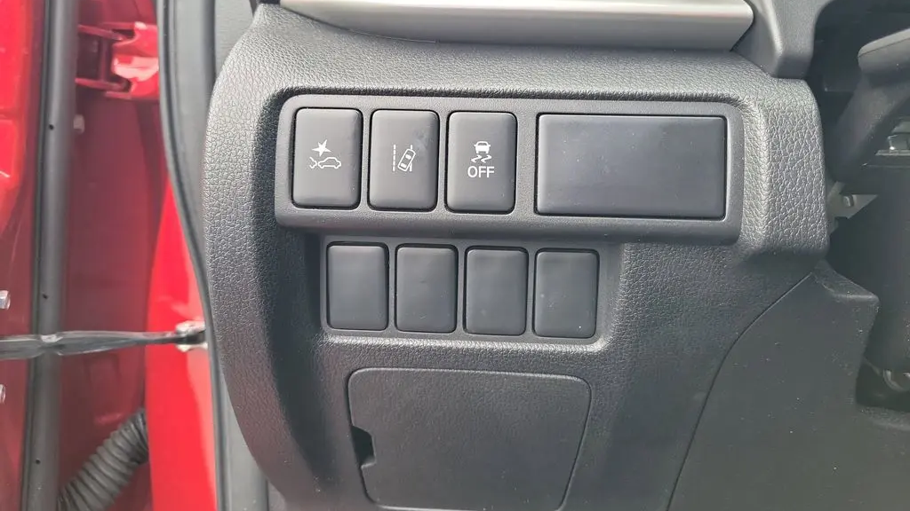 2023 Mitsubishi Eclipse Cross SE