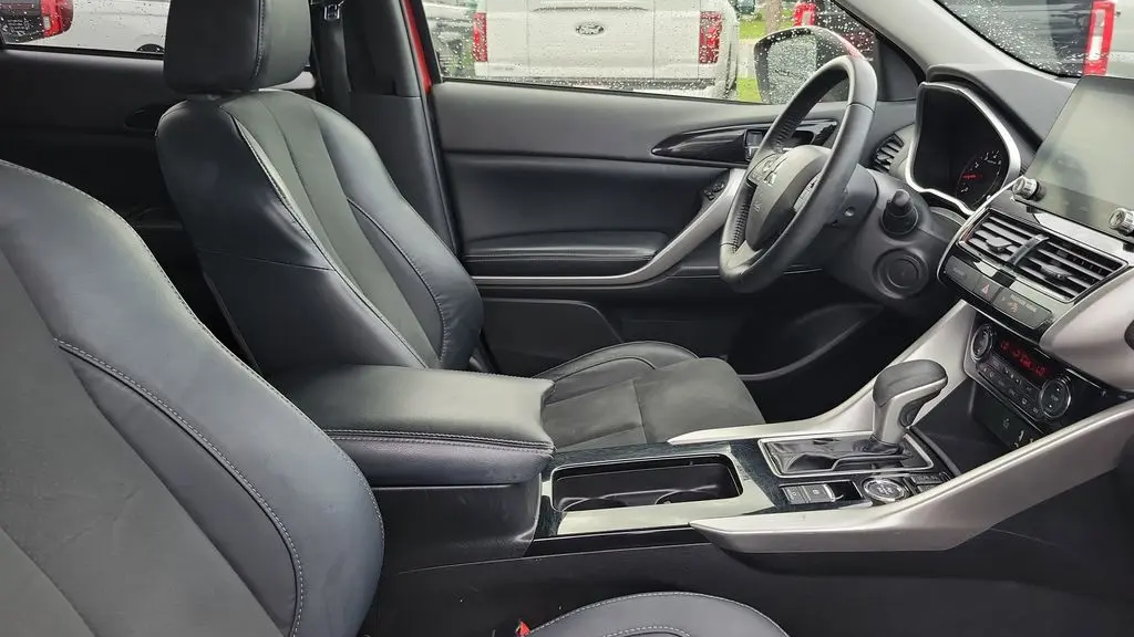 2023 Mitsubishi Eclipse Cross SE