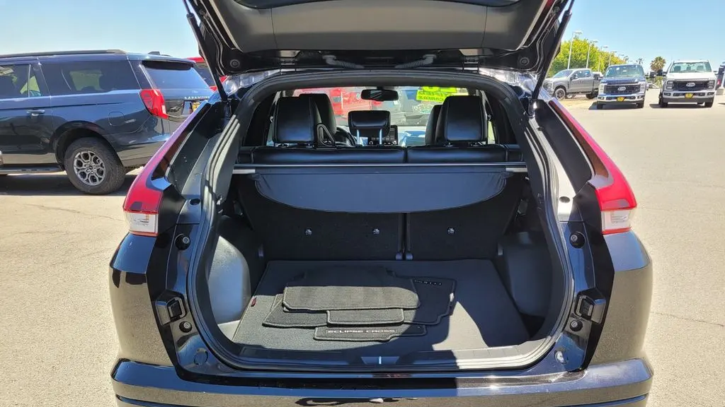 2023 Mitsubishi Eclipse Cross SE