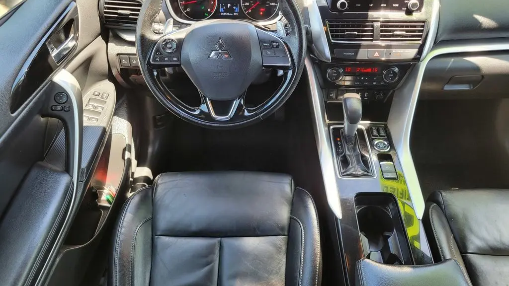 2023 Mitsubishi Eclipse Cross SE