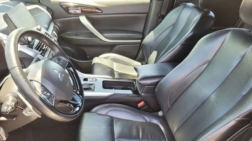 2023 Mitsubishi Eclipse Cross SE