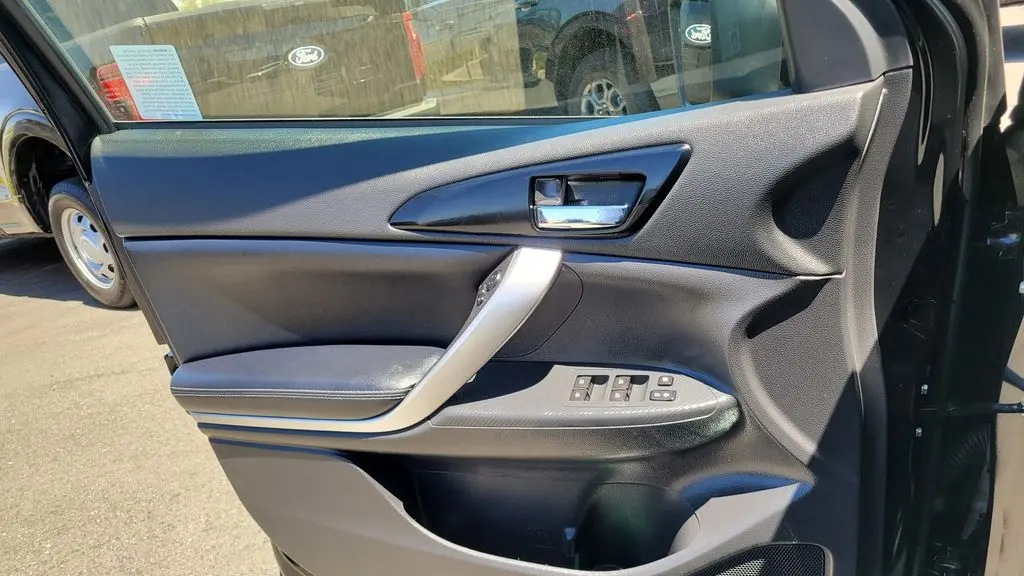 2023 Mitsubishi Eclipse Cross SE