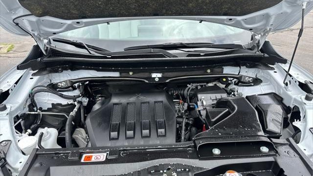 2025 Mitsubishi Eclipse Cross SE